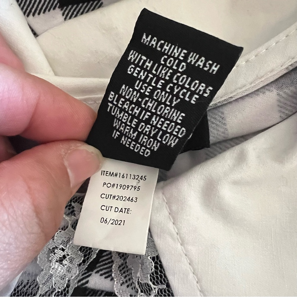 Hot Topic Black & White Buffalo Checkered Tiered Dress Size M - Picture 12 of 12